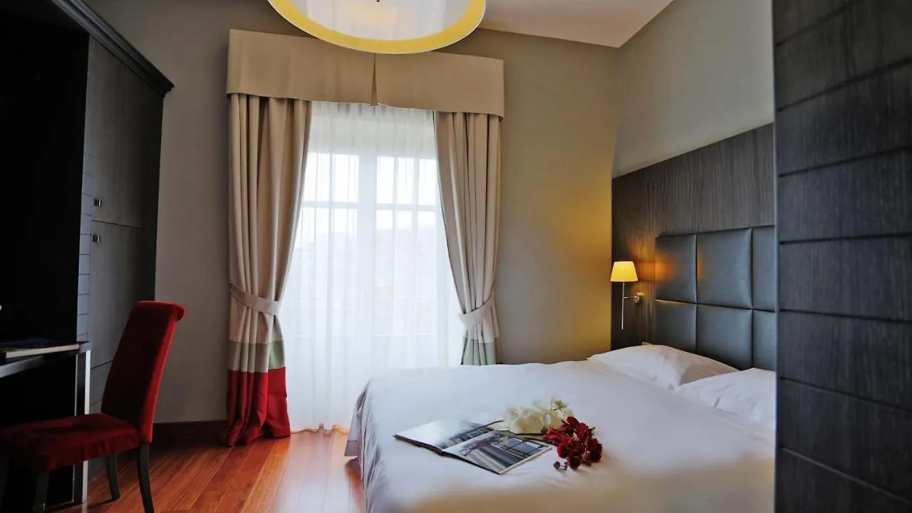 Hotel Porta Felice & Spa contacts