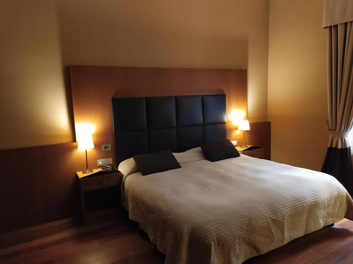 Hotel Porta Felice & Spa Palermo 4*,  Italy